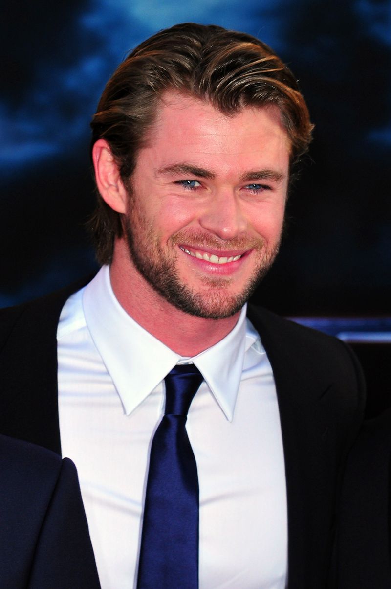 Chris Hemsworth - Wallpaper Actress